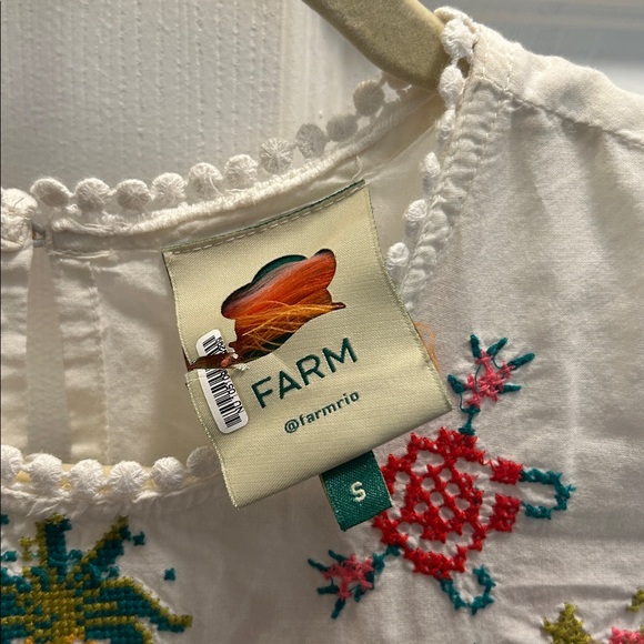 Farm Rio Embroidered White Eyelet Ruffle Top - Picture 2 of 6